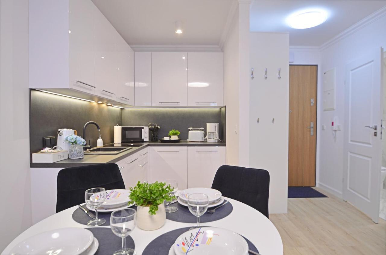 Apartamenty Bryza - Osiedle Sun Towers 38-39, Parking W Garazu Swinoujscie Exterior photo