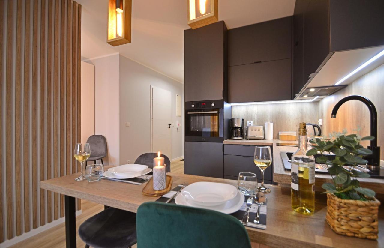 Apartamenty Bryza - Osiedle Sun Towers 38-39, Parking W Garazu Swinoujscie Exterior photo
