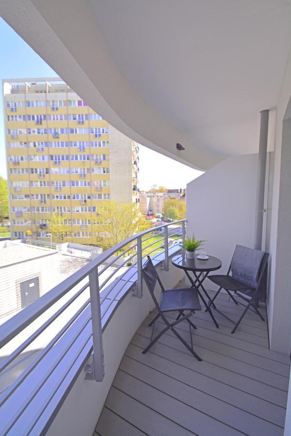 Apartamenty Bryza - Osiedle Sun Towers 38-39, Parking W Garazu Swinoujscie Exterior photo